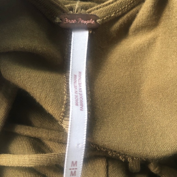 Free People top with great detail work SZ Medium - Picture 3 of 8